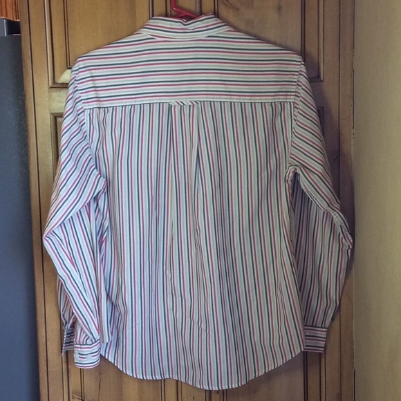 FINAL SALE PRICE Cabin Creek Striped Button Down Shirt Medium - Picture 6 of 7